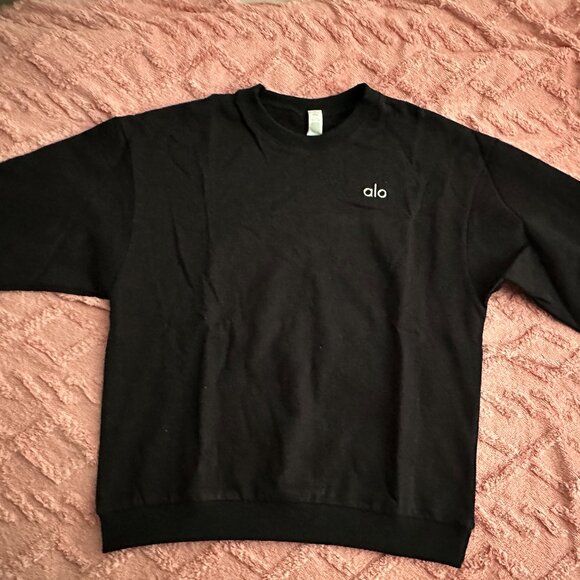 ALO Yoga Black Crewneck Sweater Minimalist Design & Small & Black & NWOT - Picture 6 of 6